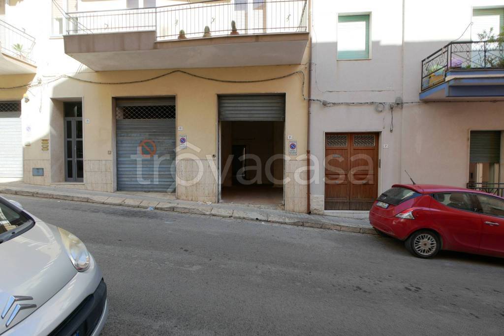 Garage in vendita a Ragusa via Martiri della Libertà, 9