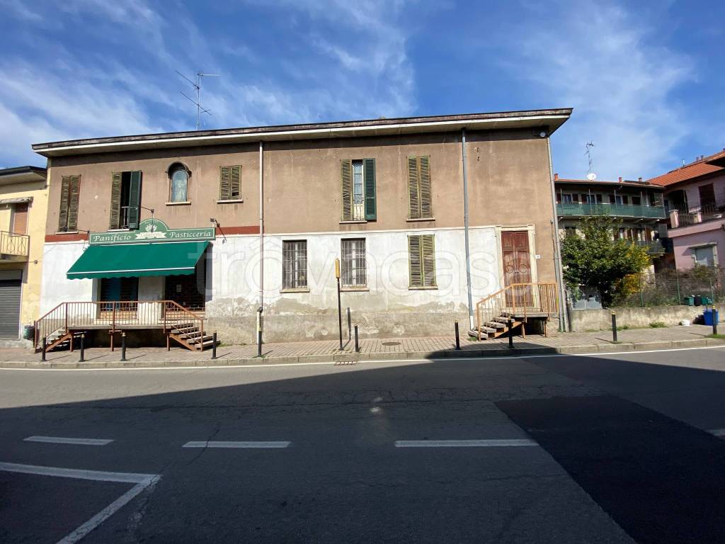 Villa in vendita a Meda via Cristoforo Colombo, 58