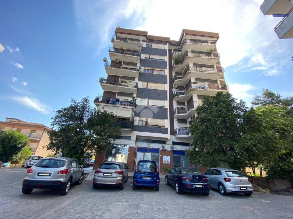 Appartamento in vendita a Rende via Molinella, 44
