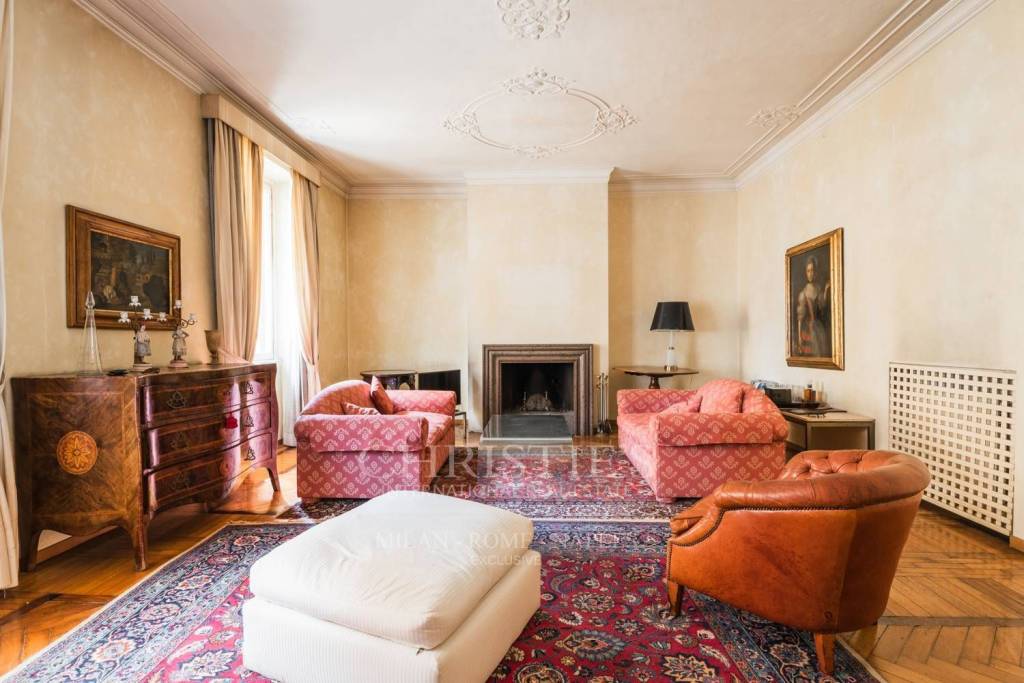Appartamento in vendita a Roma via Piemonte