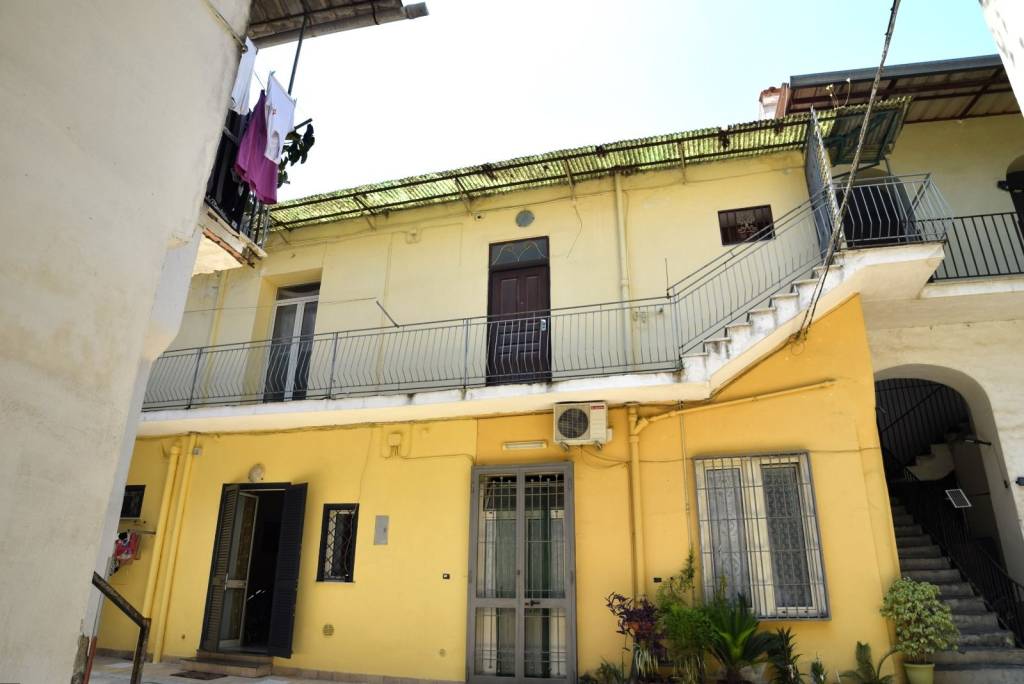 Appartamento in vendita a Frattamaggiore via Camillo Benso di Cavour, 65