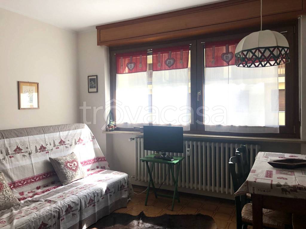 Appartamento in affitto a Bardonecchia via Mauro Amprimo, 5