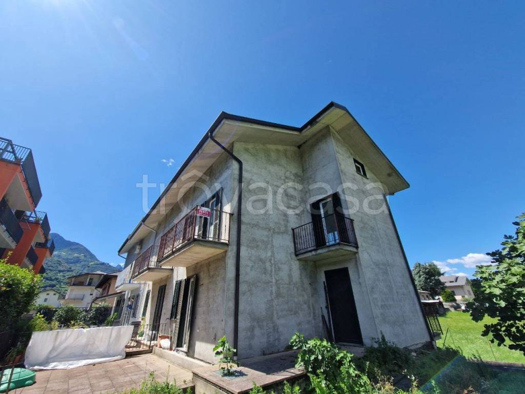 Villa in vendita a Morbegno via Sondrio