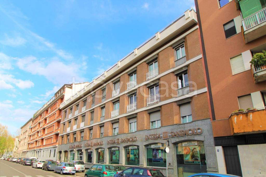 Appartamento in vendita a Milano via Michelino da Besozzo, 16