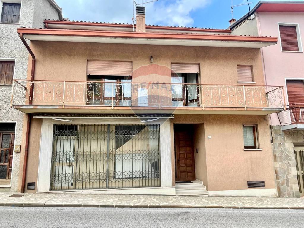 Appartamento in vendita ad Alano di Piave via Bortolo Pontini, 41