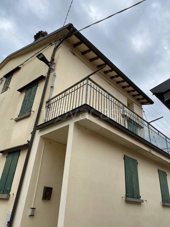 Casa Indipendente in vendita a Fontanelice via Montanara Levante