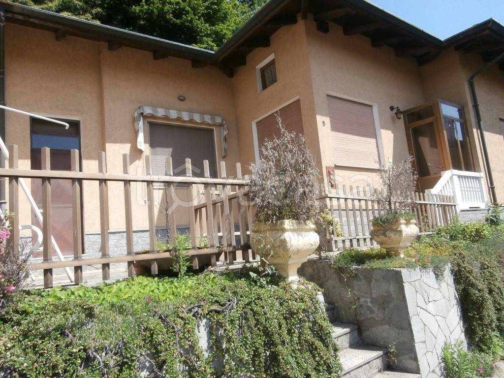 Casa Indipendente in in vendita da privato a Vallanzengo frazione Foglia, 5