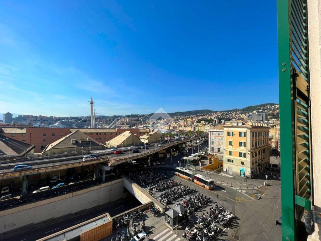 Appartamento in vendita a Genova via Turati Filippo