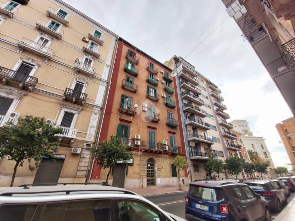 Appartamento in vendita a Taranto via Principe Amedeo, 10