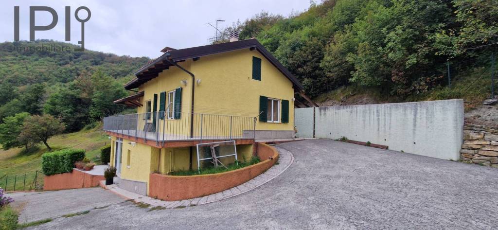 Villa in vendita a Plodio