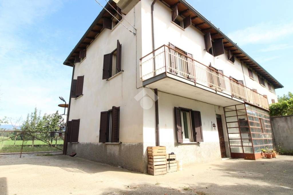 Casa Indipendente in vendita a Seriate via Levata, 7