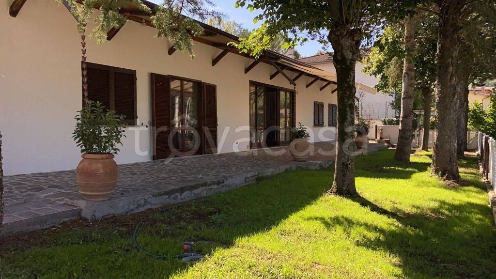 Villa in in vendita da privato a Cascia via San Vincenzo Pallotti, 3