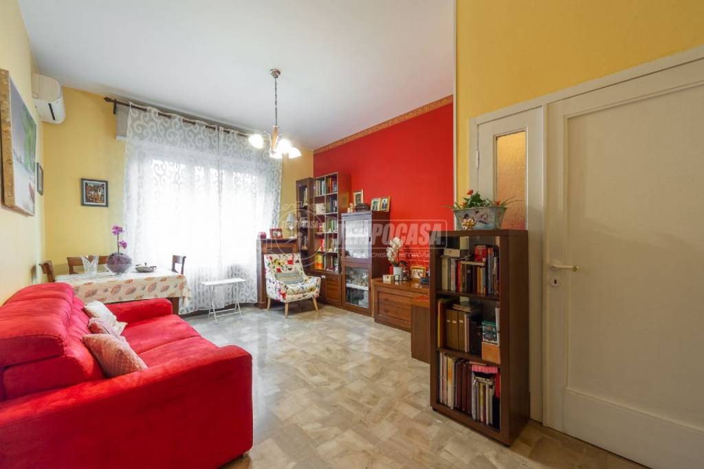 Appartamento in vendita a Milano via Val Bavona 3