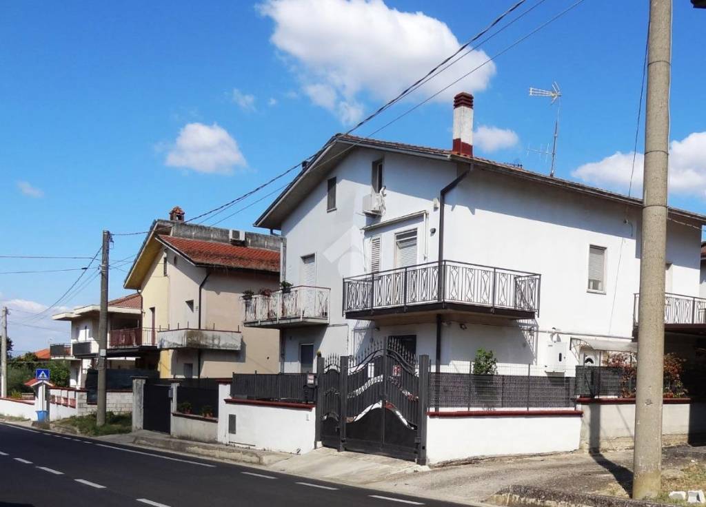 Casa Indipendente in vendita a San Nicola Manfredi via Giardino, 46