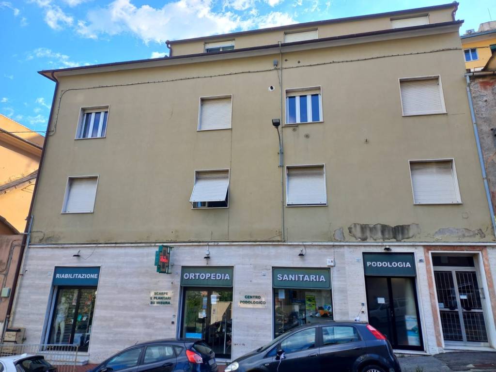 Appartamento in vendita a Genova via Vernazza, 40