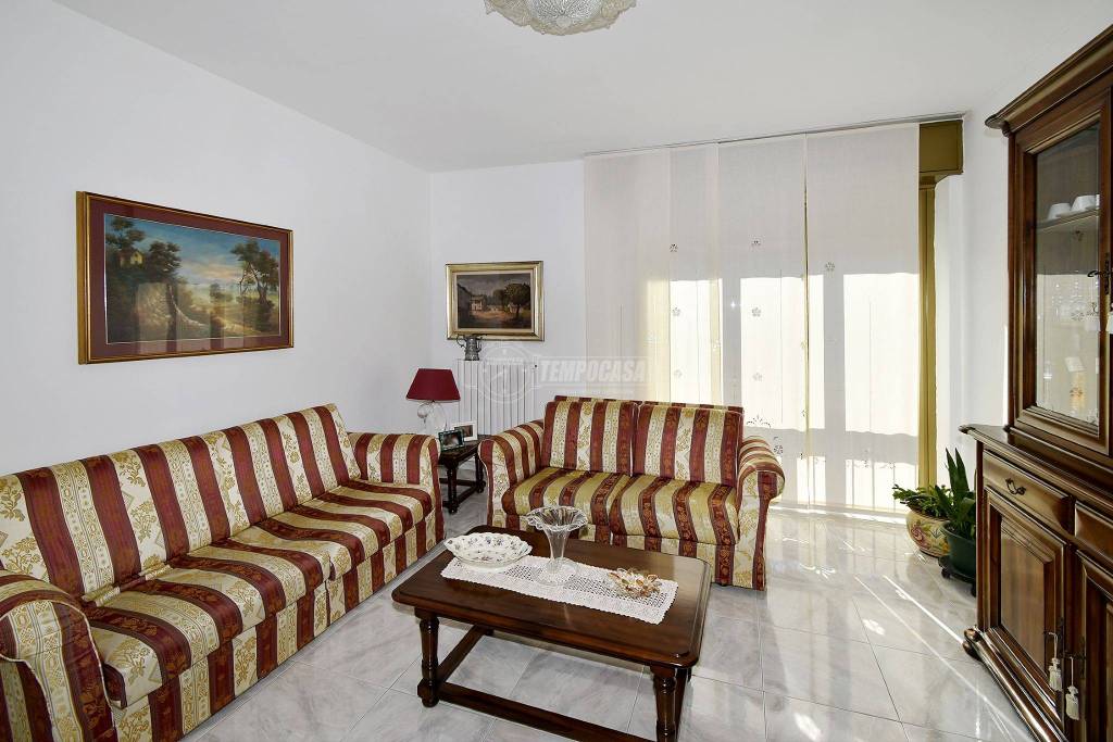Appartamento in vendita a Pieve Emanuele via zandonai 16