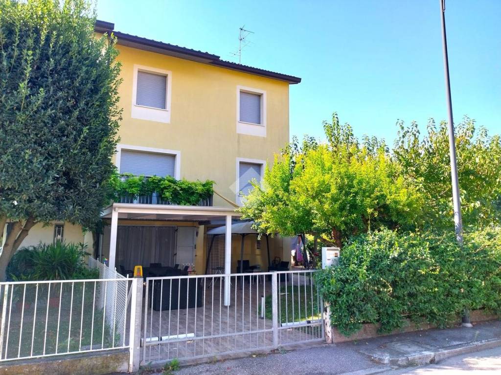 Villa a Schiera in vendita a Fusignano via Caduti di Palazzone, 49