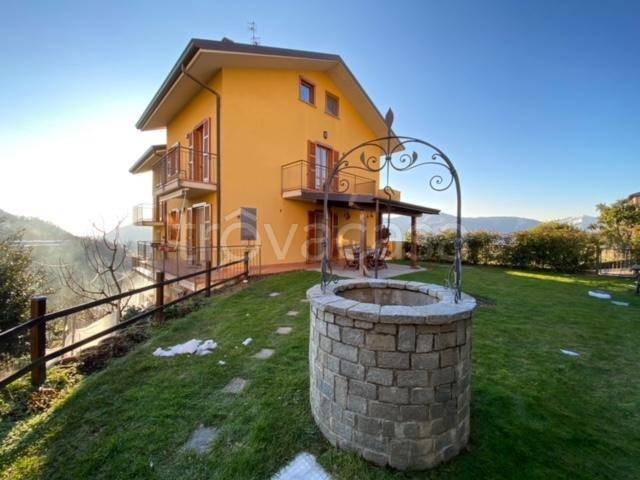 Villa Bifamiliare in vendita a Calolziocorte via favirano
