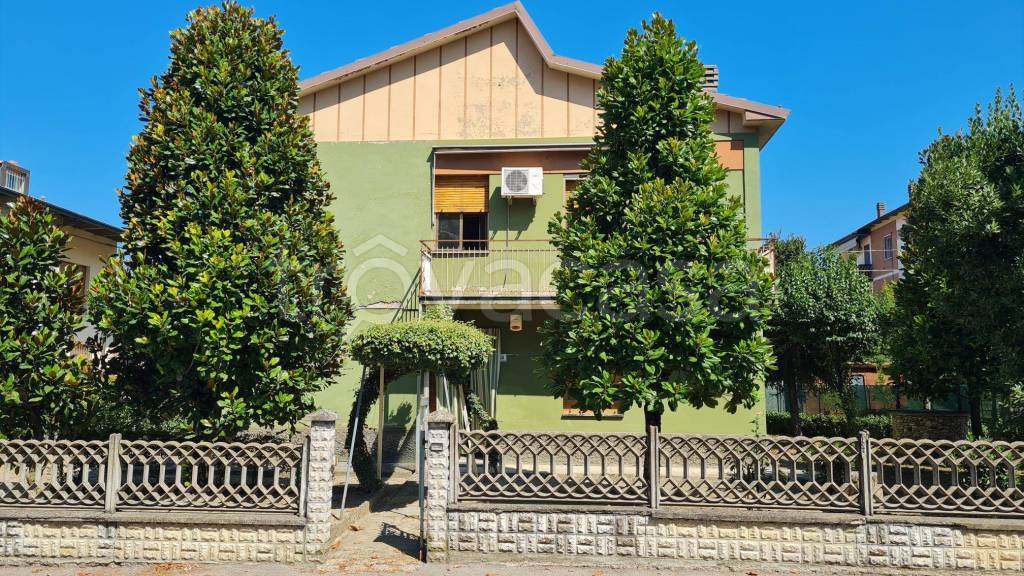 Villa in vendita a Castelvetro di Modena via Palona, 35