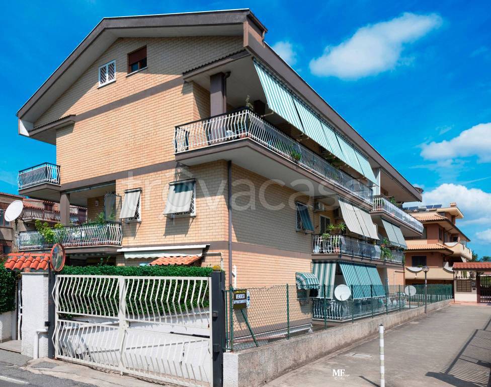 Appartamento in vendita a Marino via Aldo Moro, 48