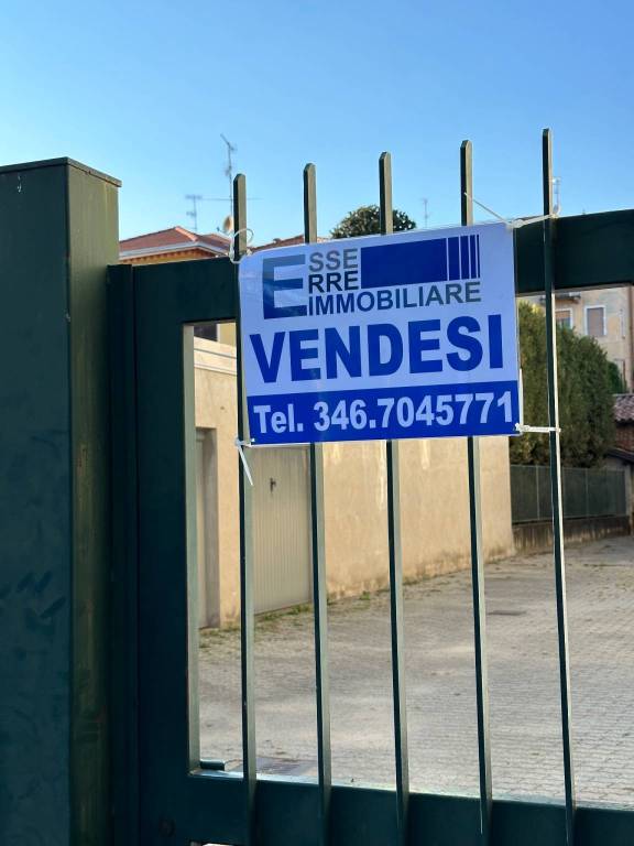 Appartamento in in vendita da privato a Biella via della Vittoria, 52