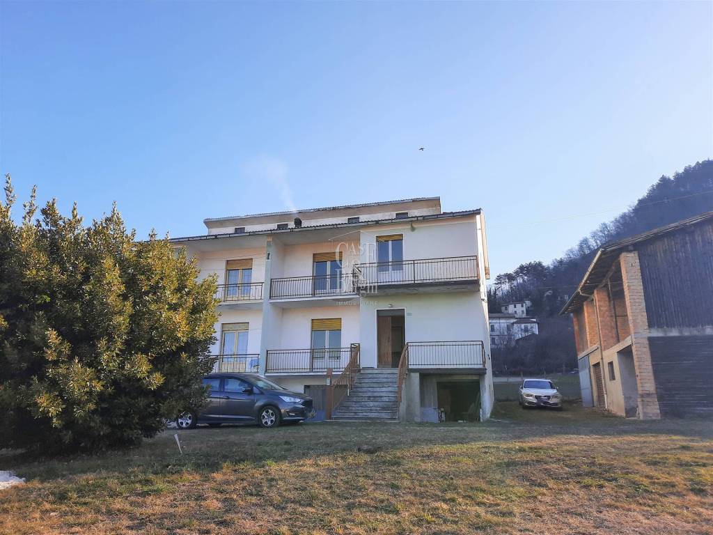 Casa Indipendente in vendita a Val di Nizza frazione Sant'Albano, 44