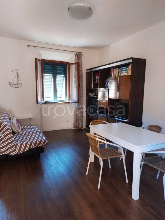 Appartamento in in affitto da privato a Portoferraio piazza Pietro Traditi, 5