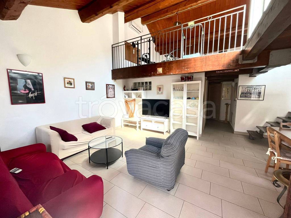Appartamento in vendita a Vercelli via Felice Monaco, 4