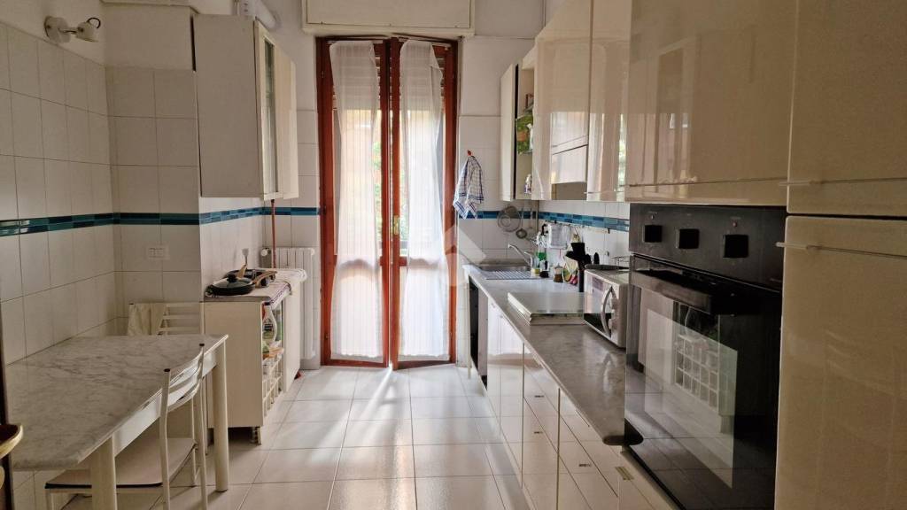 Appartamento in vendita a Milano via Crimea, 21