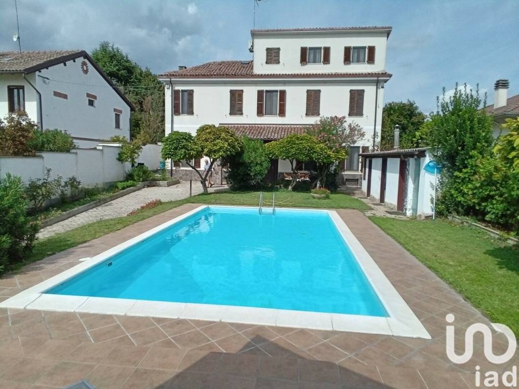 Villa in vendita a Rivarone via fornace