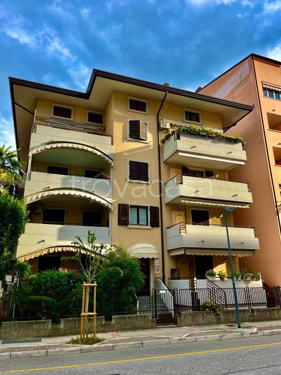 Appartamento in vendita a Grado via Giosuè Carducci, 9