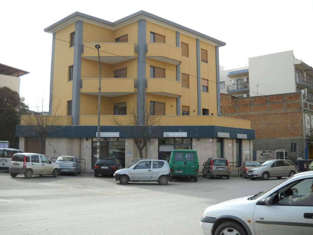 Appartamento in vendita a Barcellona Pozzo di Gotto piazza Ungheria