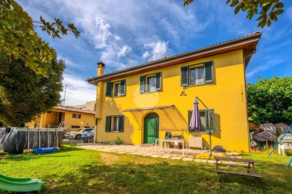 Villa Bifamiliare in vendita a Zola Predosa via Nerio Nannetti, 15