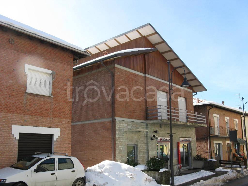 Appartamento in vendita a Baiso via Toschi