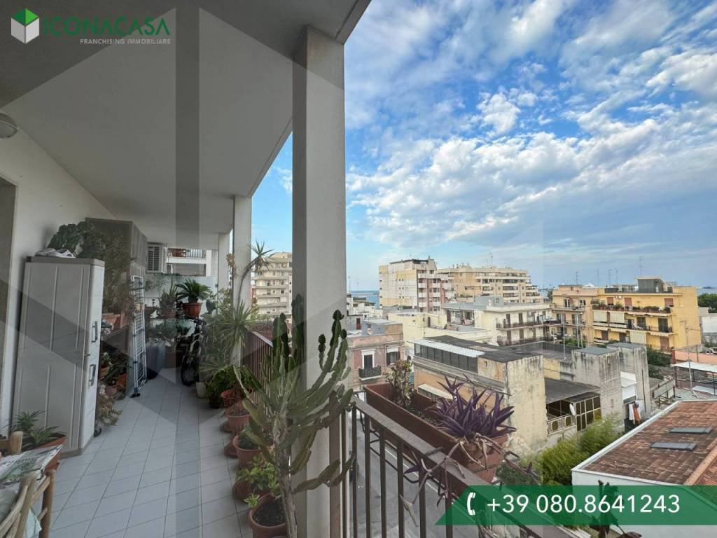 Appartamento in vendita a Bari via Giorgio Castriota Skanderbeg, 64