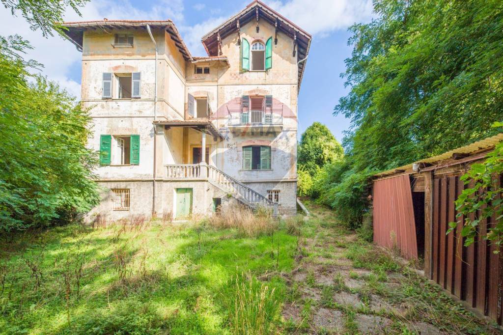Villa in vendita a Mele via fado, 176