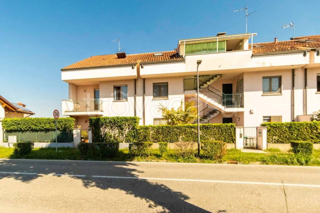 Villa a Schiera in vendita a Carignano corso Cesare Battisti, 88