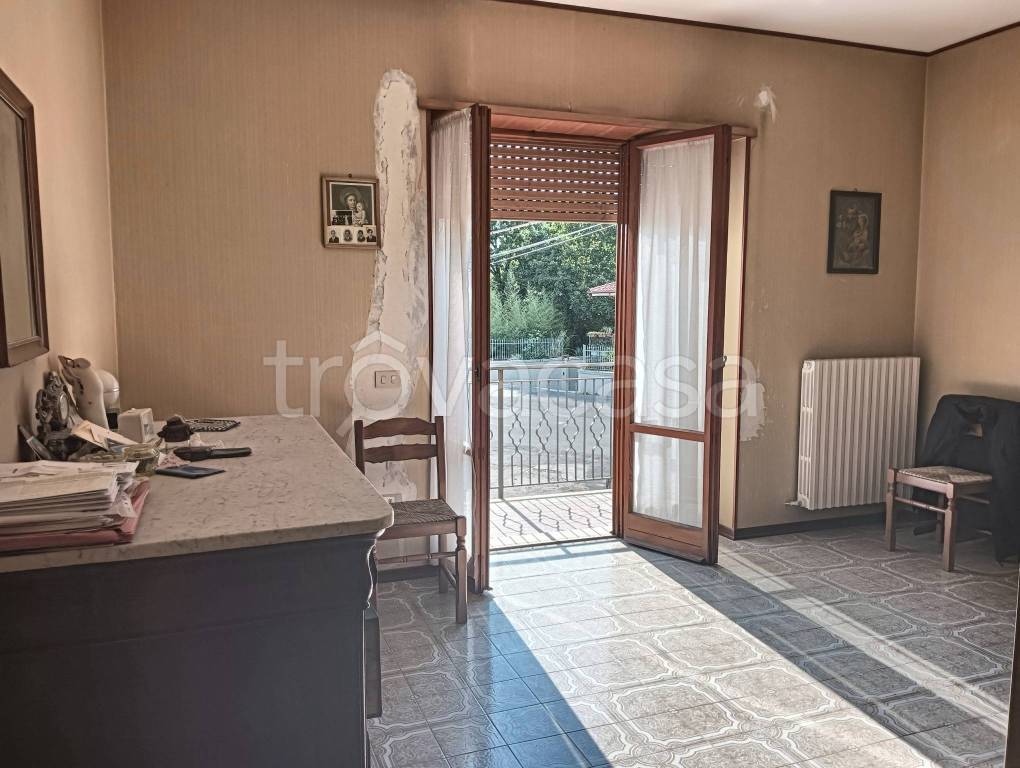 Appartamento in vendita a Rieti via Marche, 15