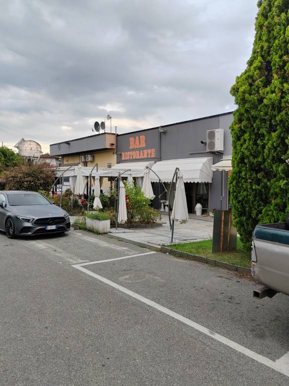 Bar in vendita a Masserano