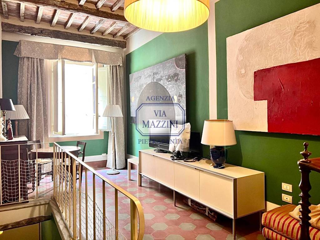 Appartamento in vendita a Pietrasanta via Giuseppe Mazzini, 48