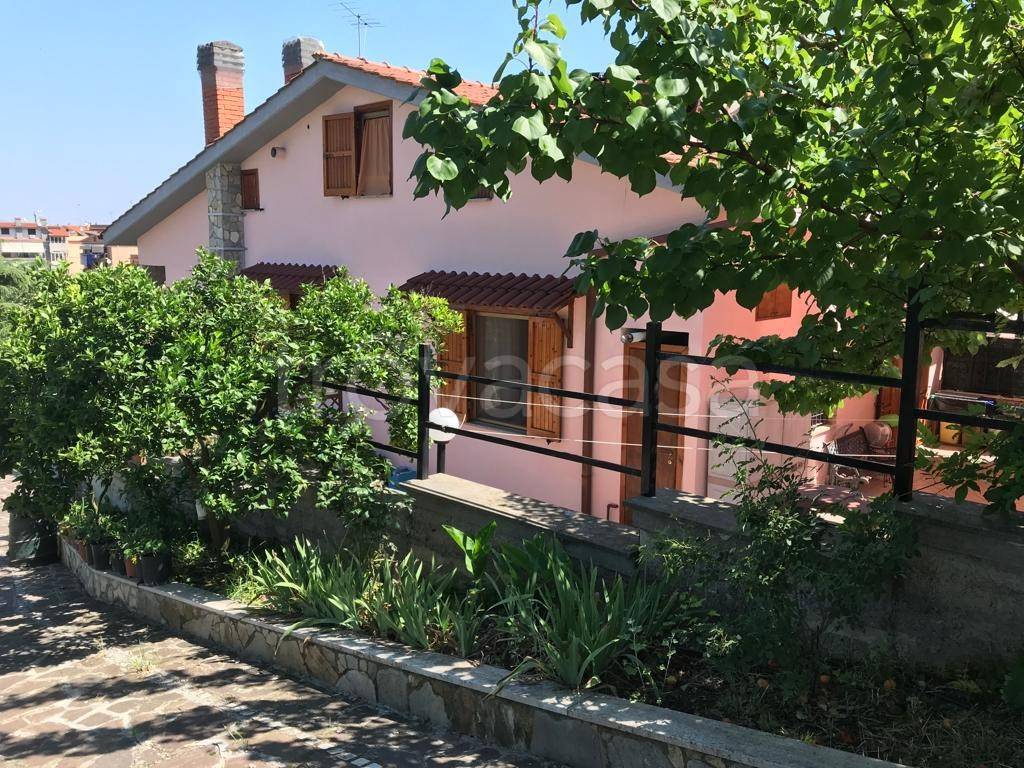 Villa Bifamiliare in vendita a Monterotondo