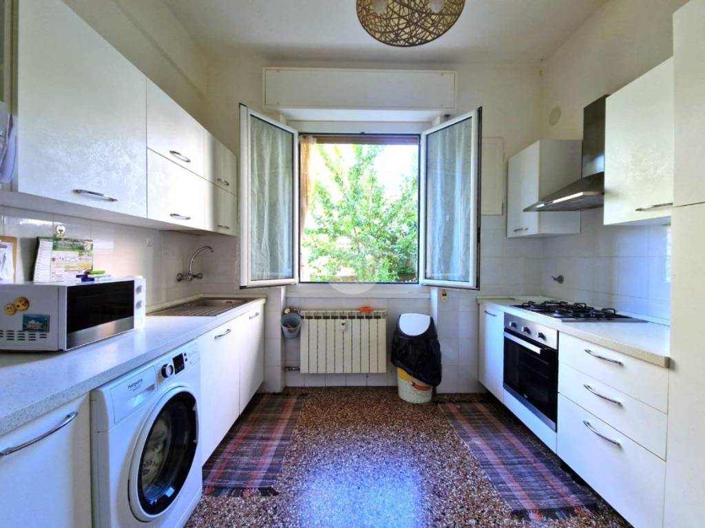 Appartamento in vendita a Genova via Borghetto, 2