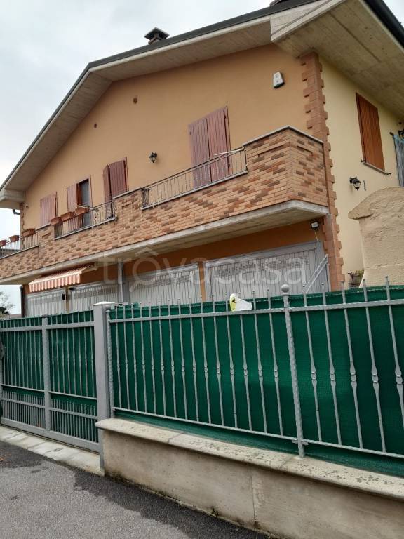 Villa in in vendita da privato ad Agnadello via Alessandro Manzoni, 13