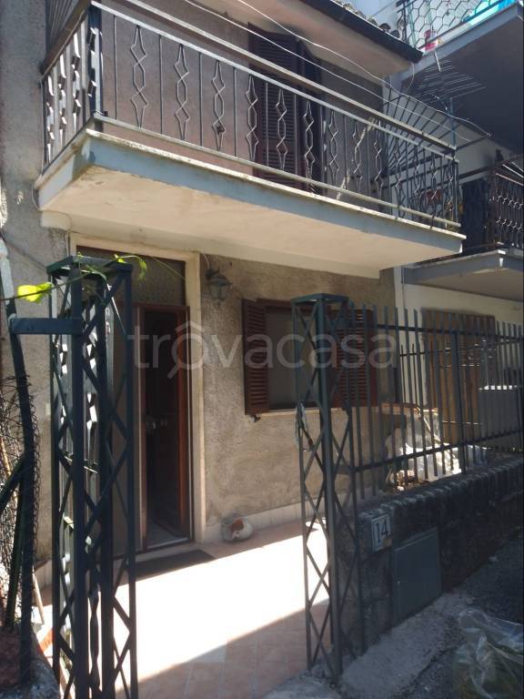 Appartamento in in vendita da privato a Pereto strada Provinciale del Cavaliere, 14