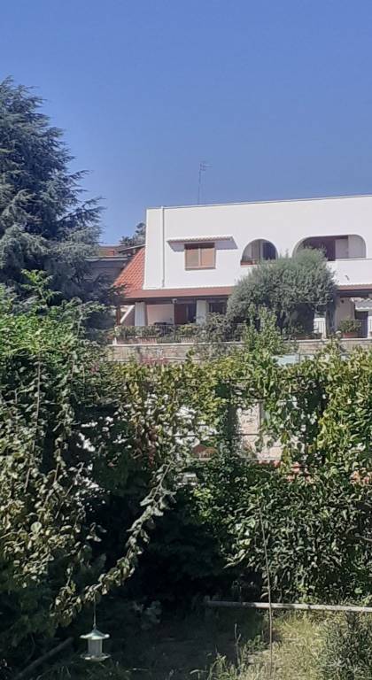 Villa Bifamiliare in in vendita da privato a Pozzuoli via Monterusciello, 78