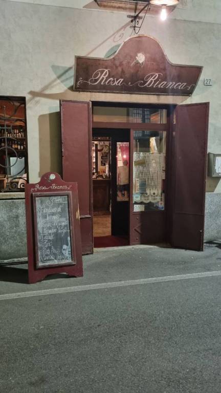 Pub in in vendita da privato a Verbania via Aristide De Bonis, 27