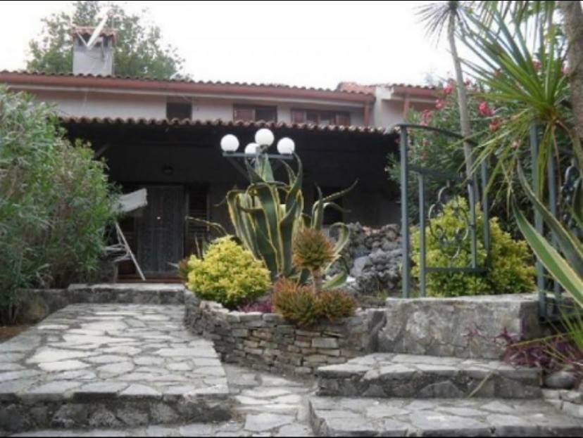 Villa a Schiera in in vendita da privato a Roccagloriosa via Mortelle, 3