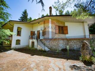 Villa in vendita a chieti via per casalincontrada, 100