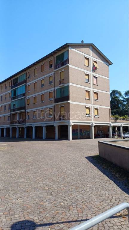 Appartamento in in vendita da privato a Reggio nell'Emilia via Rione dei c.L.N., 4