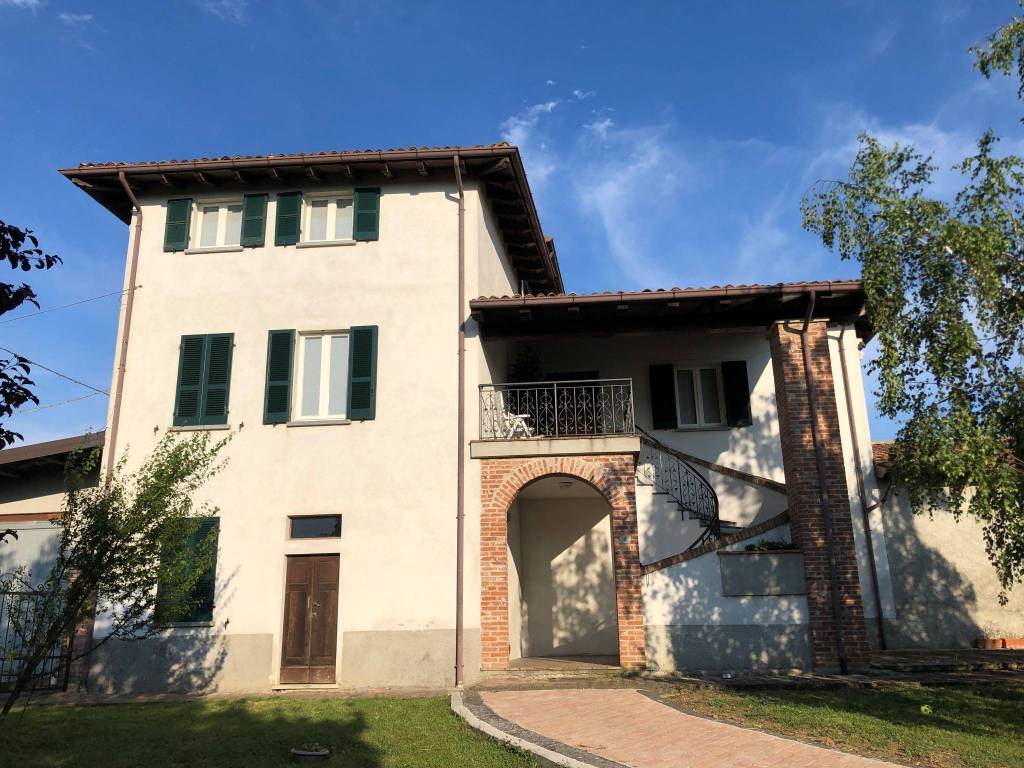 Villa in vendita a Santa Maria della Versa